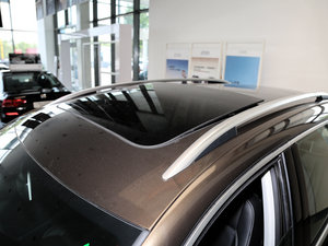 2016款300TSI 手自一体豪华版 四驱 车顶