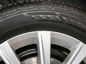 2016款280TSI 自动丝绸之路风尚版 轮胎尺寸