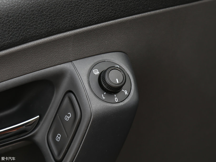 2016Cross Polo 1.6L ԄӰ