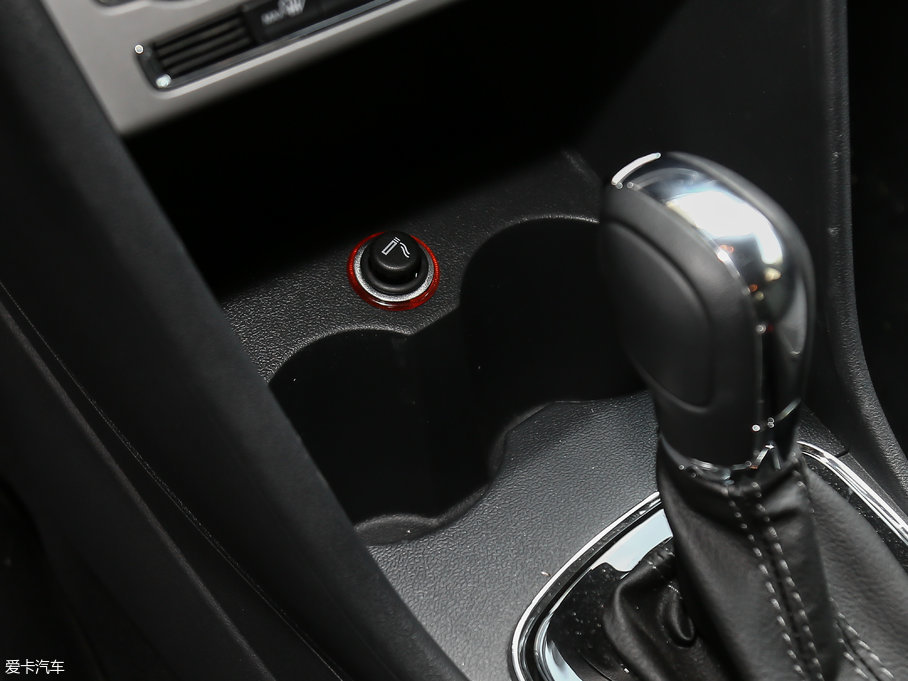 2016Cross Polo 1.6L ԄӰ