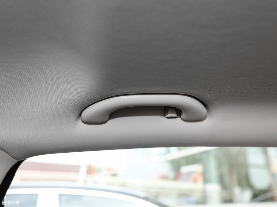 2016Cross Polo 1.6L ԄӰ