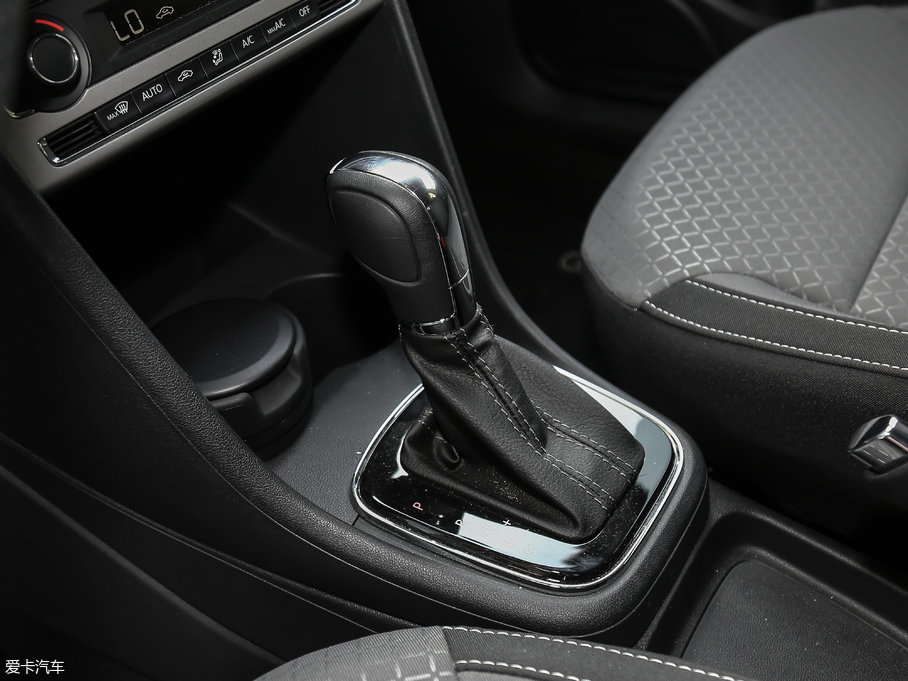 2016Cross Polo 1.6L ԄӰ