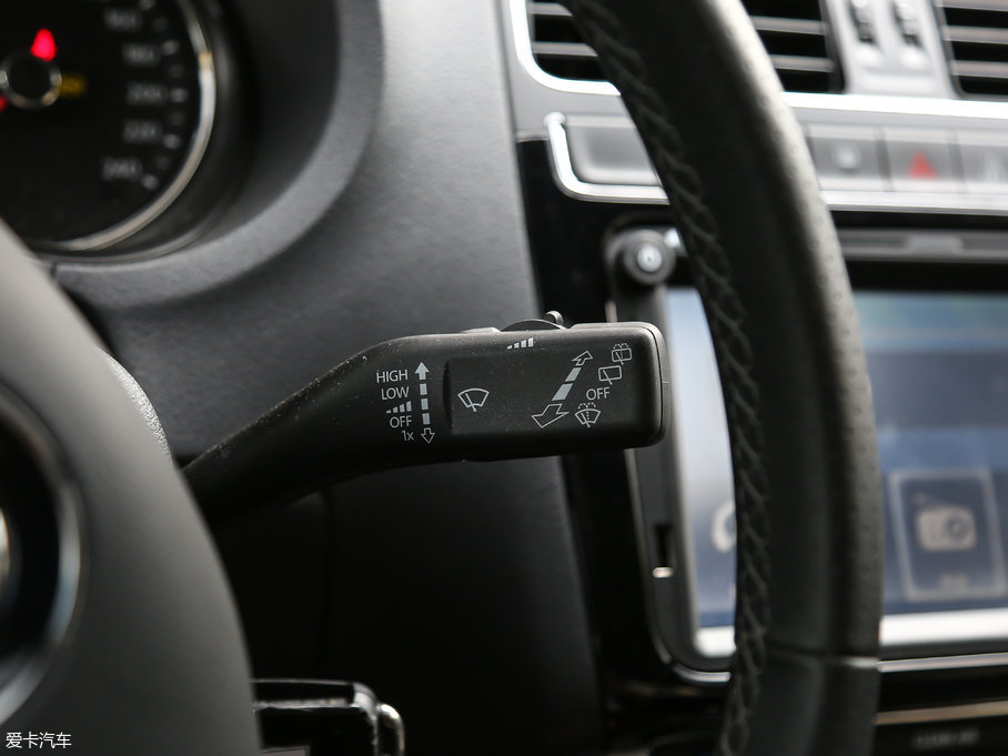 2016Cross Polo 1.6L ԄӰ