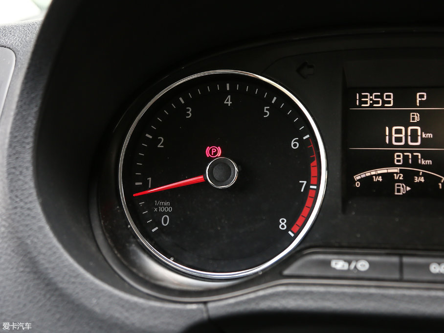 2016Cross Polo 1.6L ԄӰ