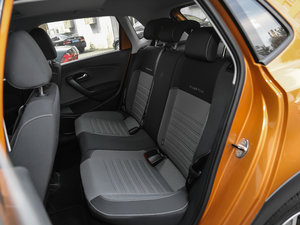 2016款1.6L 自动版 后排座椅