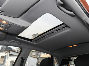 2016款1.6L 自动版 空间座椅