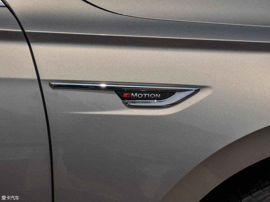 上汽大眾2016款輝昂