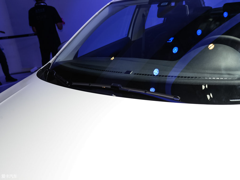 2016��Crossɣ���{ 1.6L �Ԅ����m��