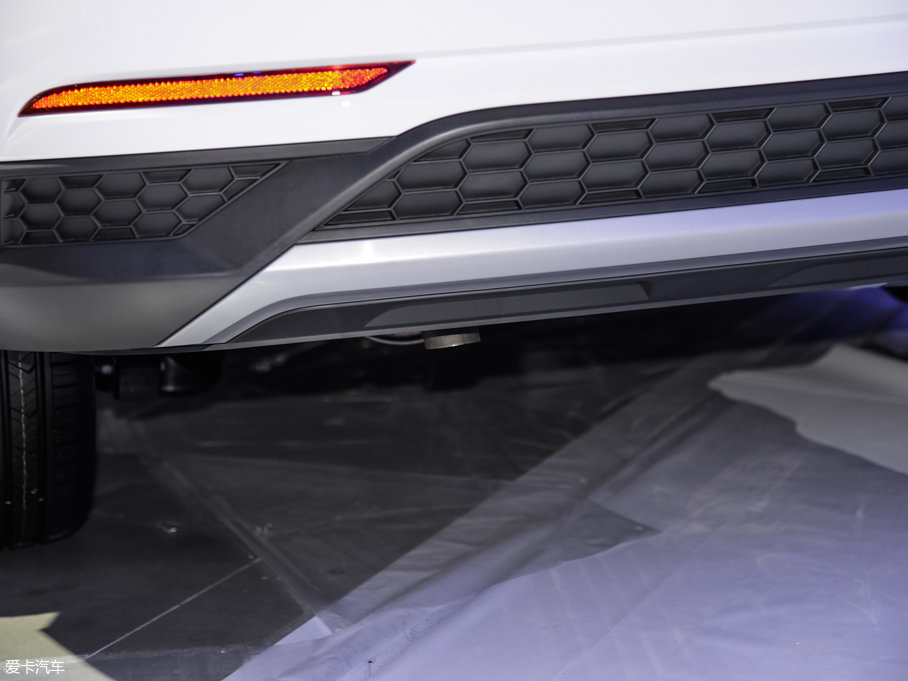 2016��Crossɣ���{ 1.6L �Ԅ����m��