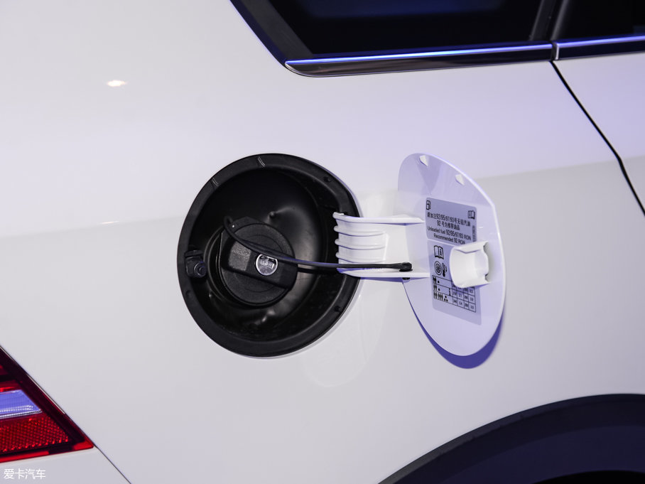 2016��Crossɣ���{ 1.6L �Ԅ����m��