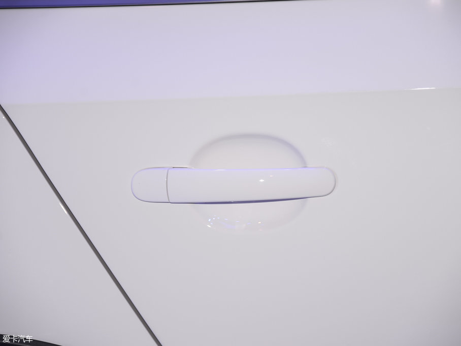 2016��Crossɣ���{ 1.6L �Ԅ����m��