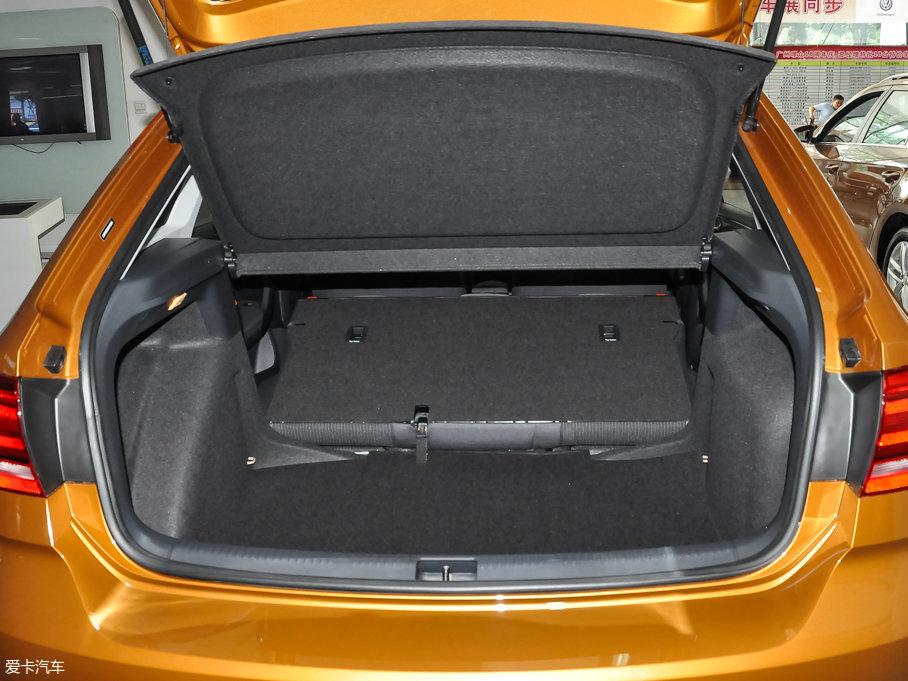 2016��Crossɣ���{ 1.6L �Ԅ��L(f��ng)�а�