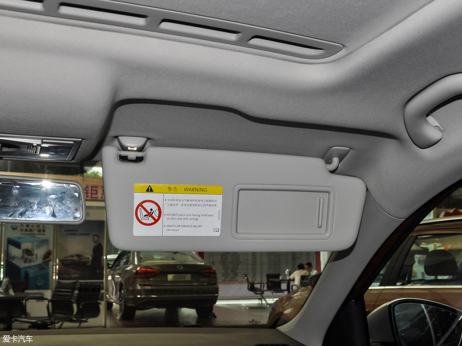 2016��Crossɣ���{ 1.6L �Ԅ��L�а�