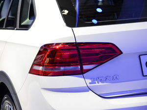 2016��1.6L �Ԅ�(d��ng)���m�� ��(x��)��(ji��)���^