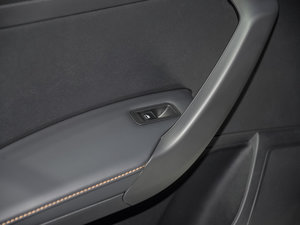 2016��1.6L �Ԅ����m�� ���g����