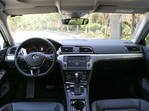 2017款330TSI DSG豪华型 内饰全景