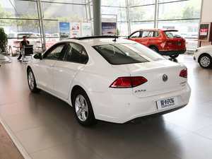 2017款230TSI DSG风尚型 左后45度