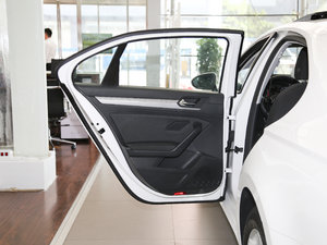 2017款230TSI DSG风尚型 左后车门