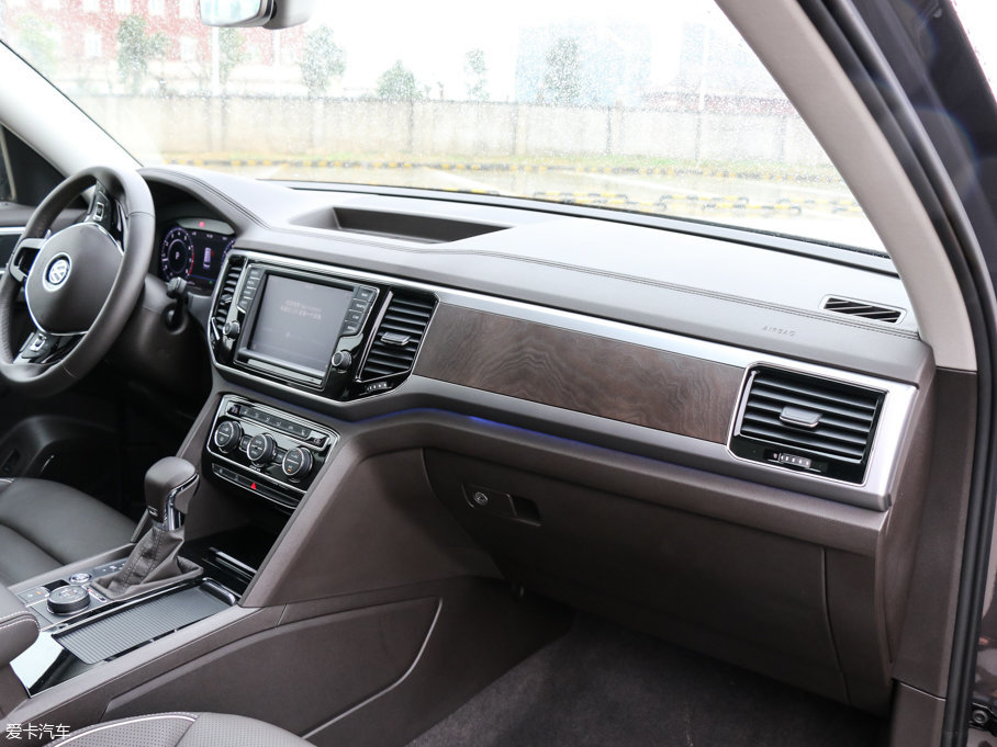 2017��;�� 530 V6 ���������Ş��