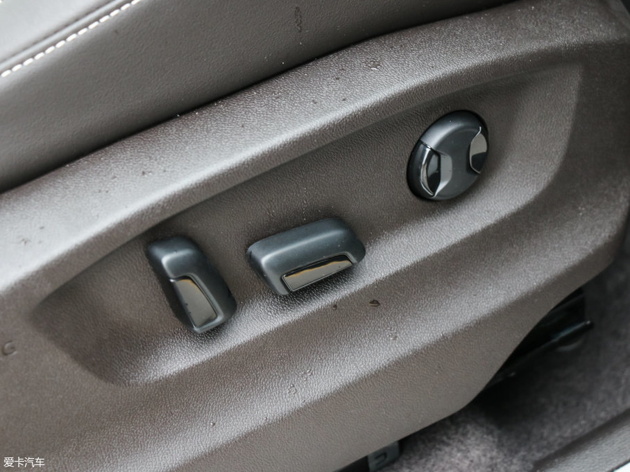 2017��;�� 530 V6 ���������Ş��