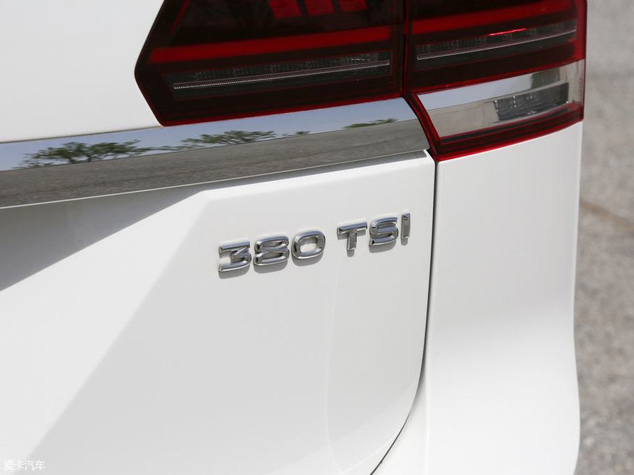 2017; 380TSI A