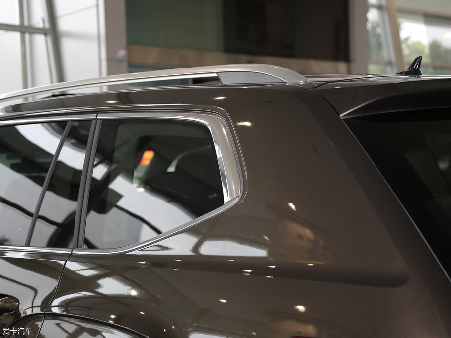 2017��;�� 380TSI �����A��