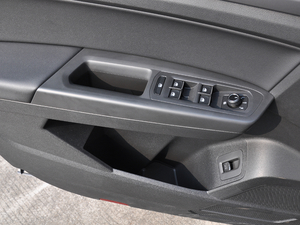 2017330TSI (q)A ǰTg