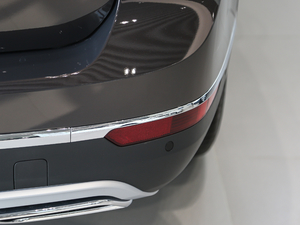 2017530 V6 (q)A (x)(ji)^