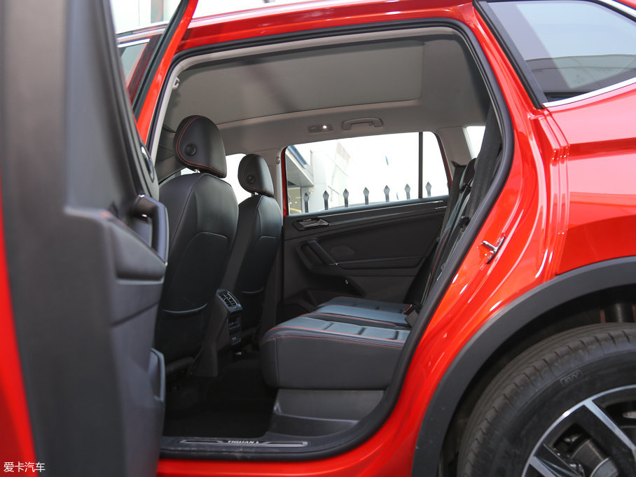 2017;^L 380TSI (q)Ş