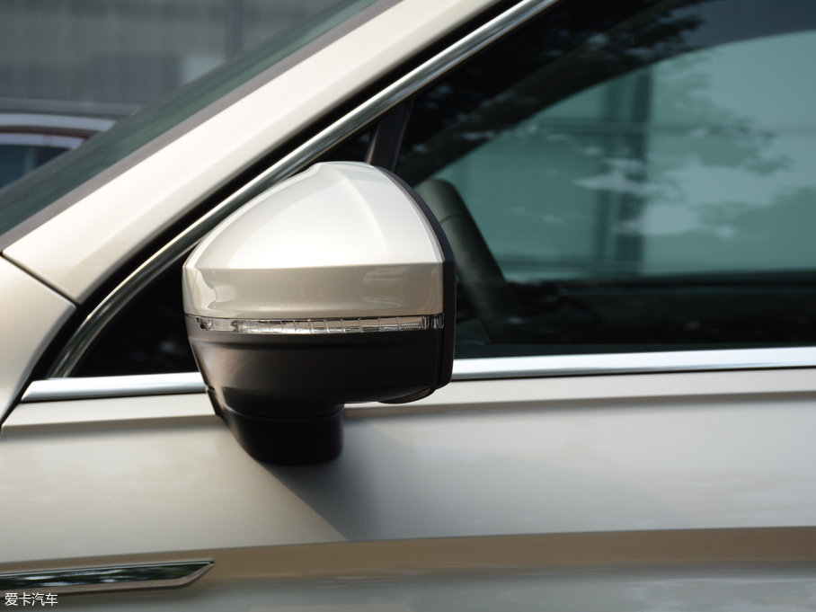 2017;^L 380TSI (q)A