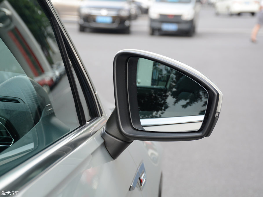 2017;^L 380TSI (q)A