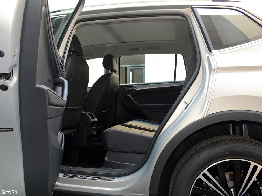 2017;^L 380TSI (q)A