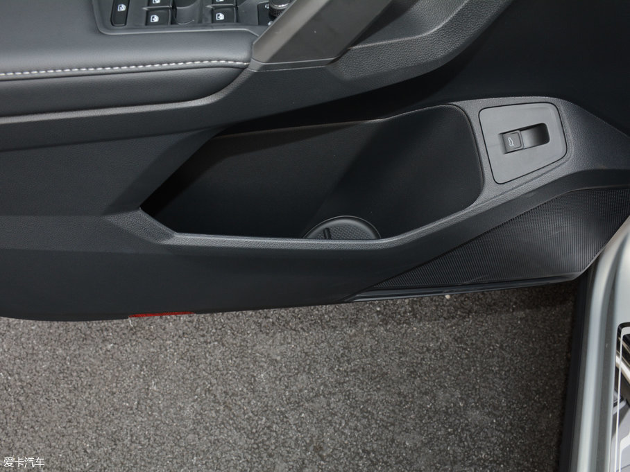 2017;^L 380TSI (q)A