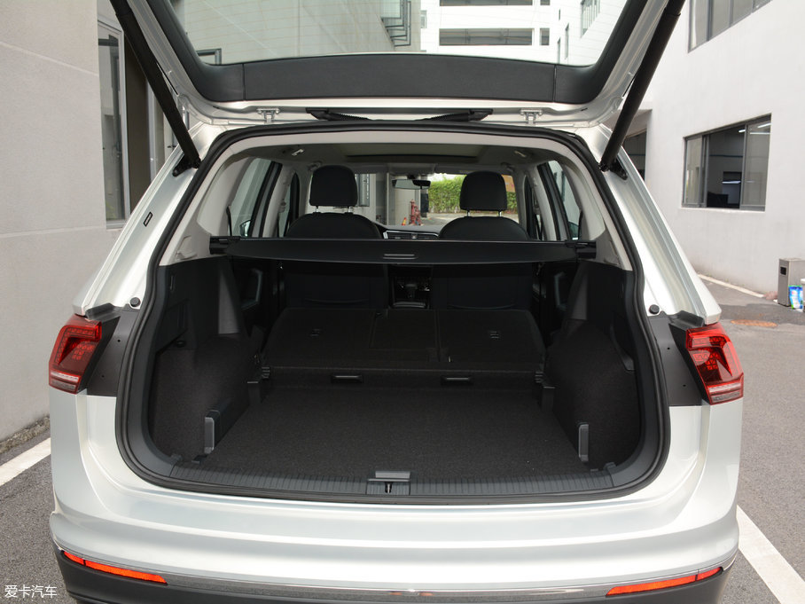 2017;^L 380TSI (q)A