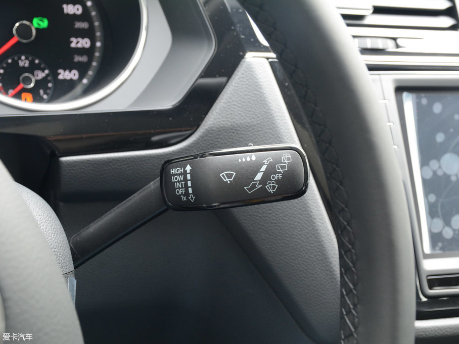 2017;^L 380TSI (q)A