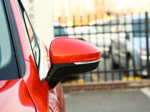 2017380TSI (q)Ş ҕR