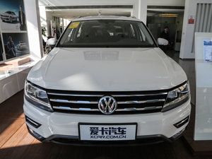 2017款330TSI 舒适版 正前