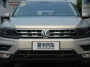 2017款380TSI 四驱豪华版 中网