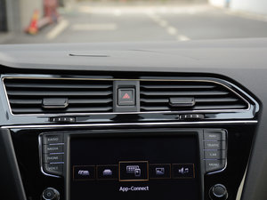 2017380TSI (q)A {(dio)L(fng)