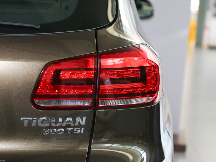 2017;^ 300TSI ԄӃzI֮·Lа