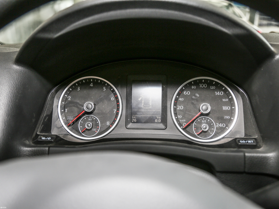 2017;^ 300TSI ԄӃ(q)zI֮·L(fng)а