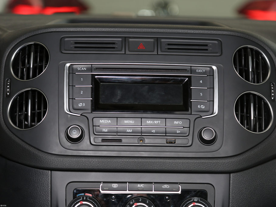 2017��;�^ 300TSI �ԄӃ��(q��)�z�I֮·�L(f��ng)�а�