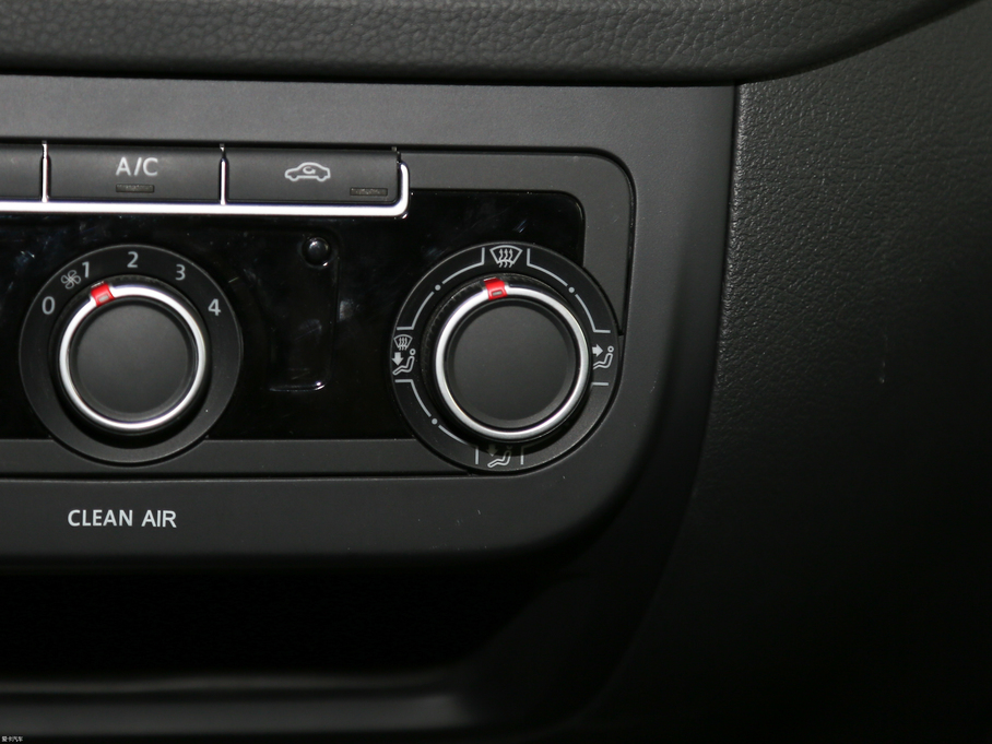 2017��;�^ 300TSI �ԄӃ��z�I֮·�L�а�