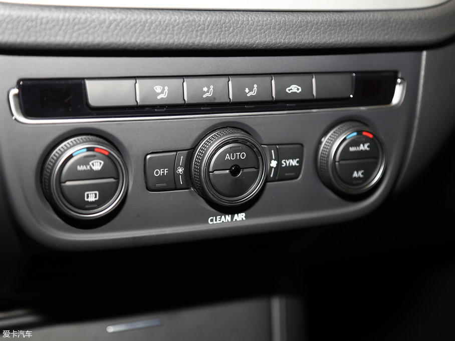 2017;^ 300TSI ԄӃzI֮·m