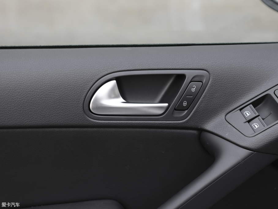 2017;^ 300TSI ԄӃ(q)zI֮·Lа