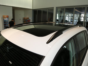 2017款300TSI 自动两驱丝绸之路舒适版 车顶