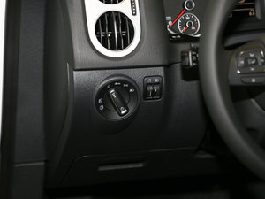 2017300TSI ԄӃzI֮·m g