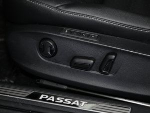 2017330TSI DSG {{(dio)(ji)