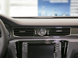 2017330TSI DSGI(lng) {(dio)L(fng)