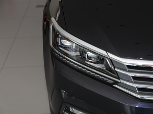 2017330TSI DSG (x)(ji)^